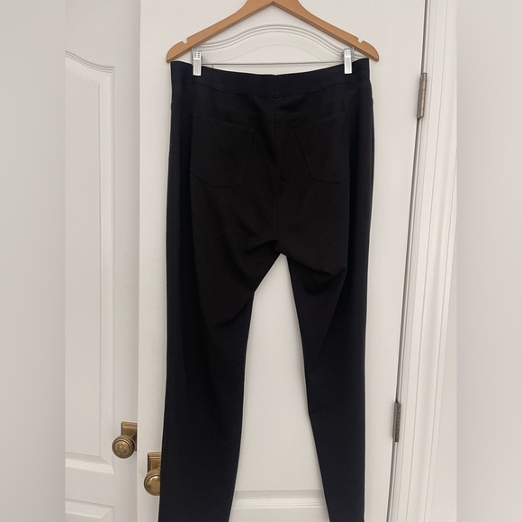 T Tahari Black pull on pants size XL - Picture 1 of 7